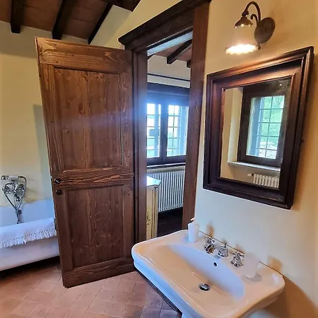 Scappo In Umbria, Le Scarsine * Amelia