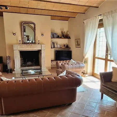 Scappo In Umbria, Le Scarsine