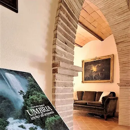 Scappo In Umbria, Le Scarsine Villa Amelia