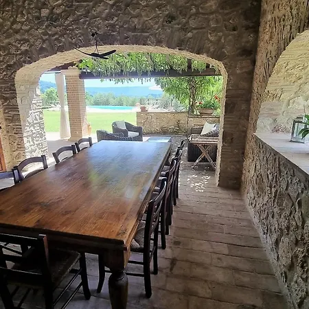 Scappo In Umbria, Le Scarsine Villa Amelia
